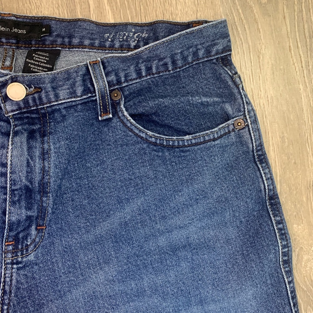 Vintage Calvin Klein jeans. Size 14 dark wash - Picture 3 of 7